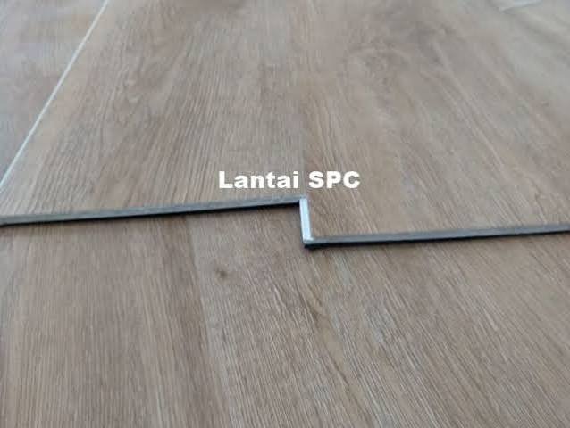 Jasa Pasang Lantai Vinyl & SPC Terpercaya, Gratis Survei dan Konsultasi