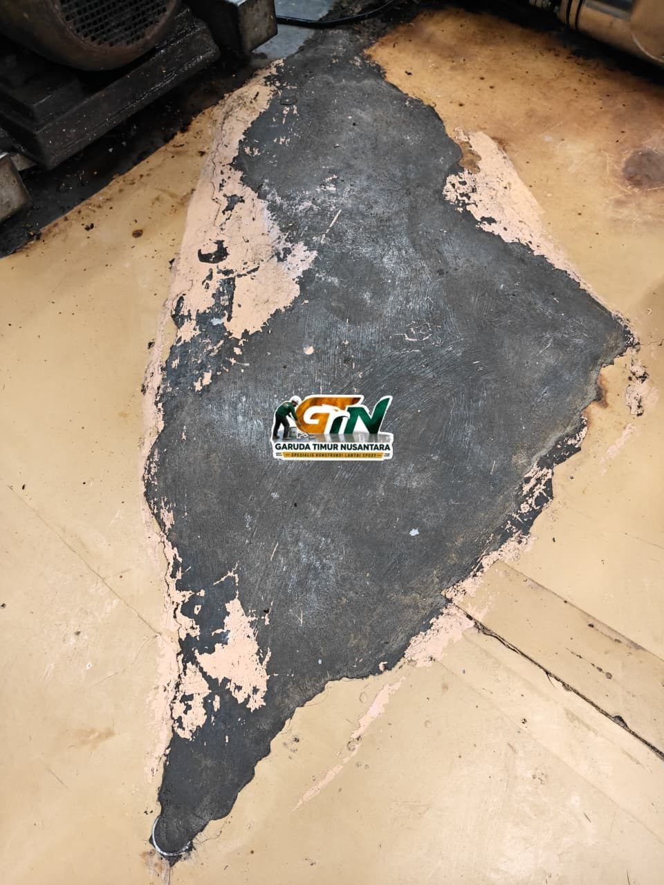 Epoxy Lantai Rusak: Penyebab dan Cara Mengatasinya